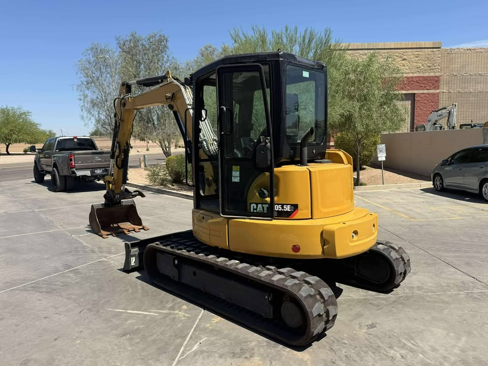 2020 Enclosed Cab Excavator