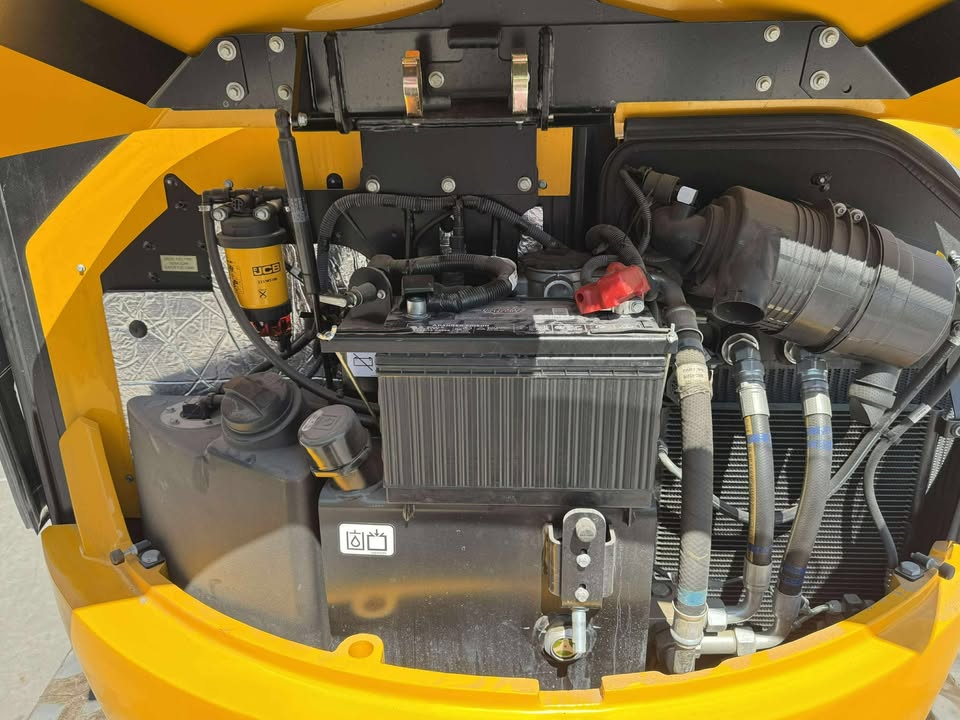 2022 Enclosed Cab Excavator