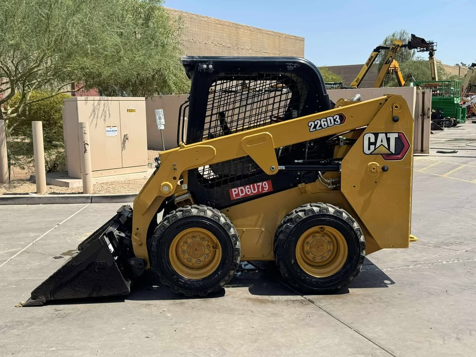 2022 Open Cab Skid Steer