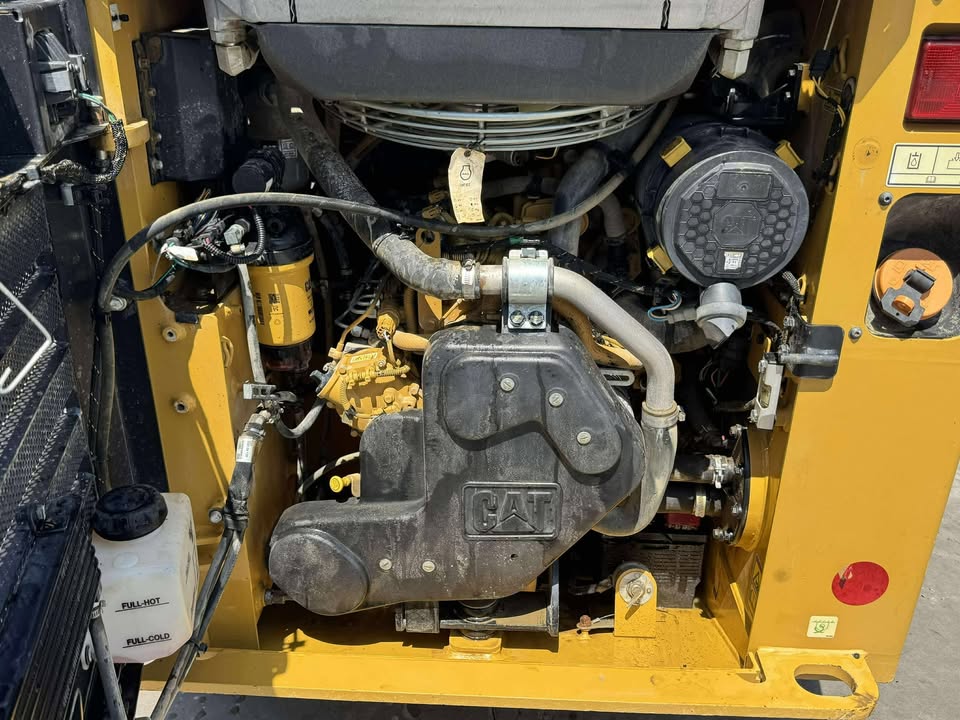 2022 Open Cab Skid Steer
