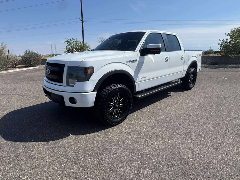 2014 4x4 Crew Cab Truck