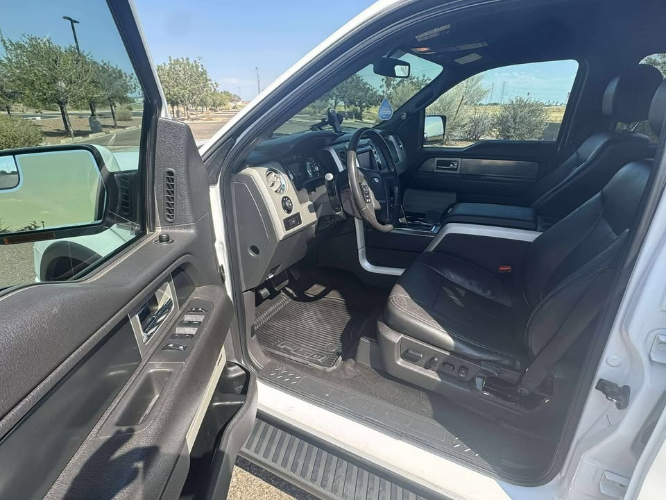 2014 4x4 Crew Cab Truck
