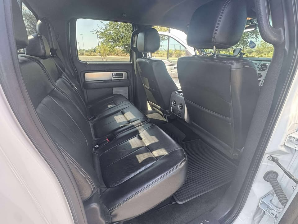 2014 4x4 Crew Cab Truck