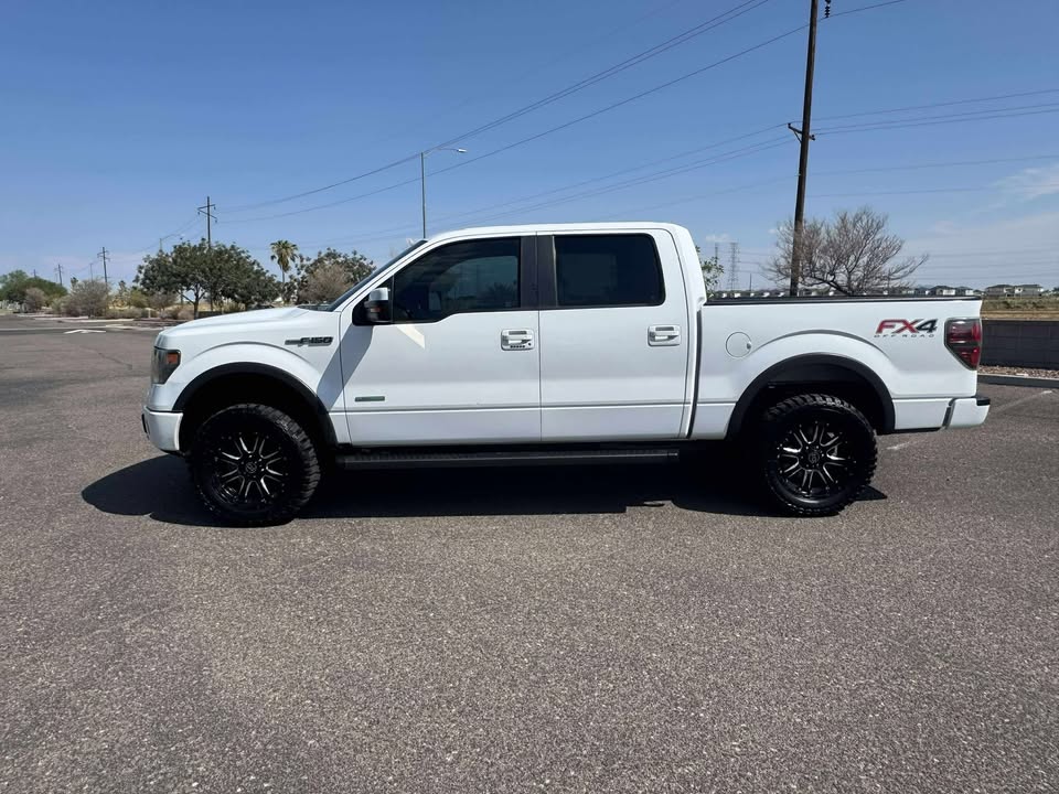 2014 4x4 Crew Cab Truck