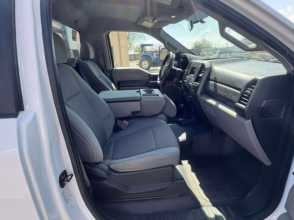 2018 Single Cab Truck With Flatbed