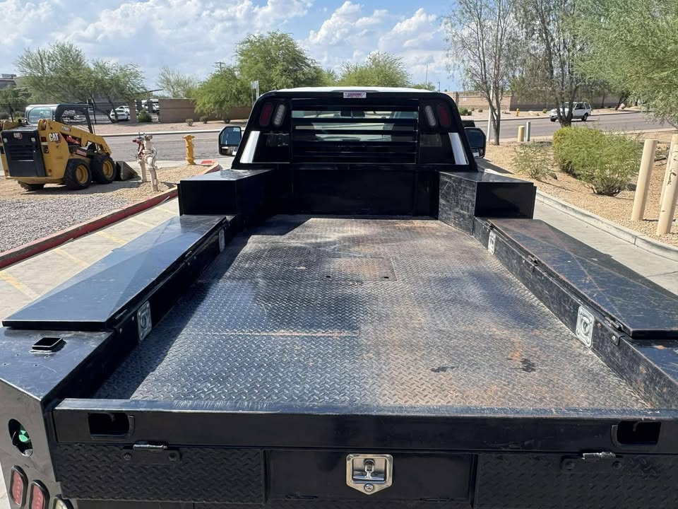 2018 Single Cab Truck With Flatbed