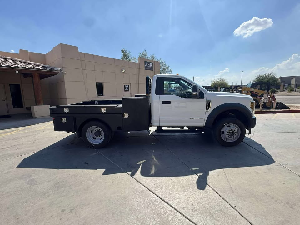 2018 Single Cab Truck With Flatbed