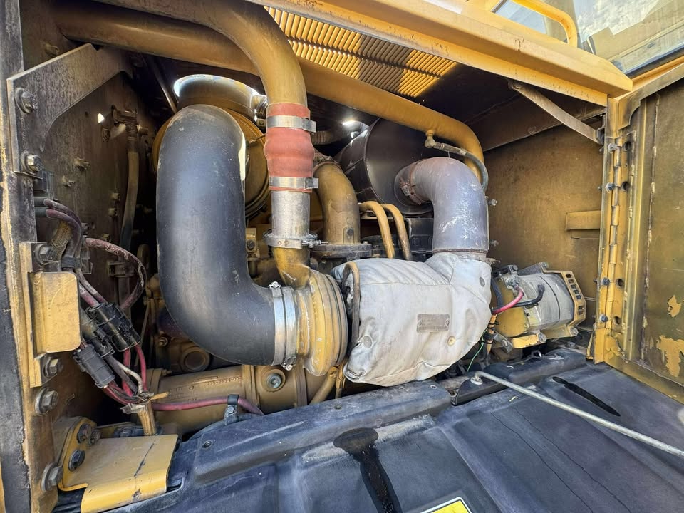 2003 Motor Grader with Ripper