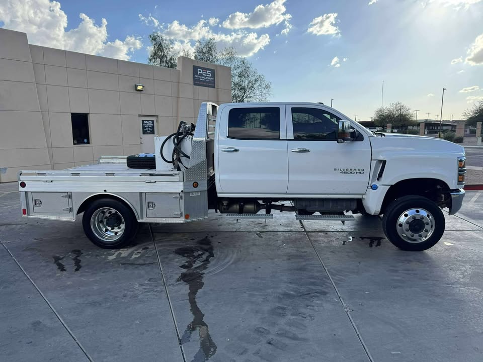 2023 Flatbed Diesel Truck