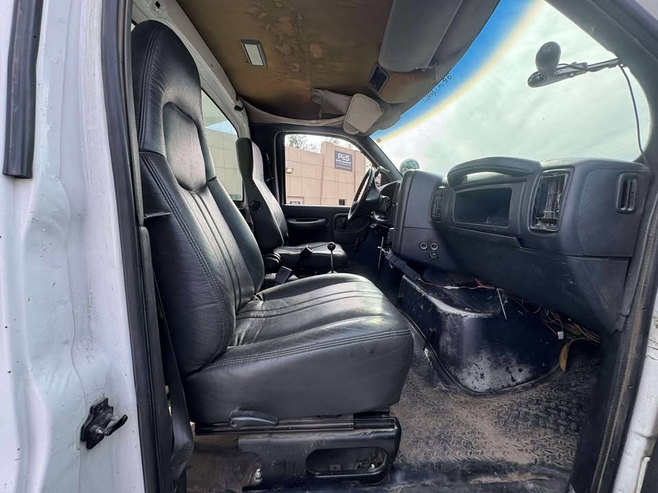 2004 Bobtail Dump Truck