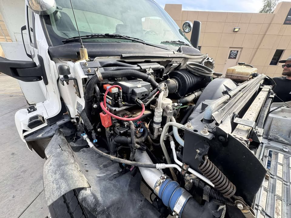 2004 Bobtail Dump Truck