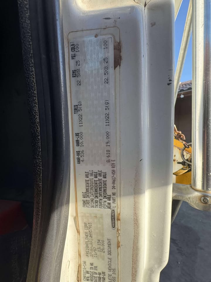 1998 Bobtail Dump Truck 1998 Bobtail Dump Truck