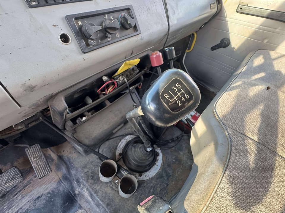 1998 Bobtail Dump Truck 1998 Bobtail Dump Truck