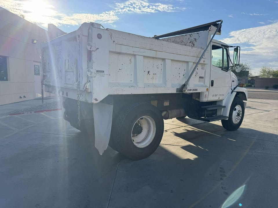 1998 Bobtail Dump Truck 1998 Bobtail Dump Truck
