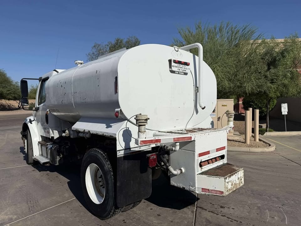 2015 2000 Gallon Water Truck 2015 2000 Gallon Water Truck