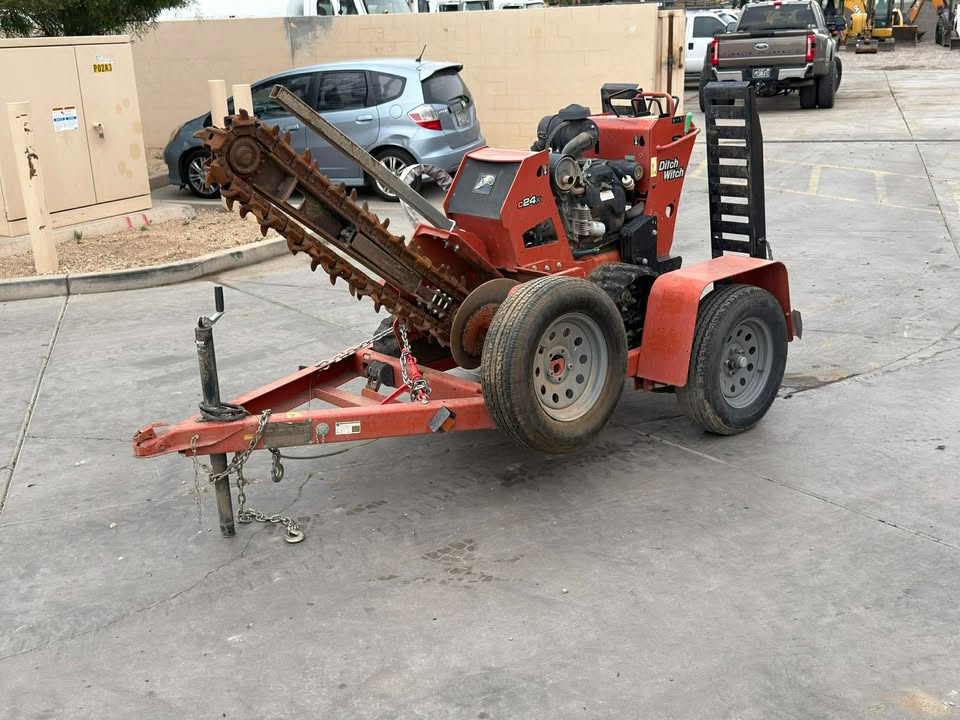 2019 Trencher with Trailer 2019 Trencher with Trailer