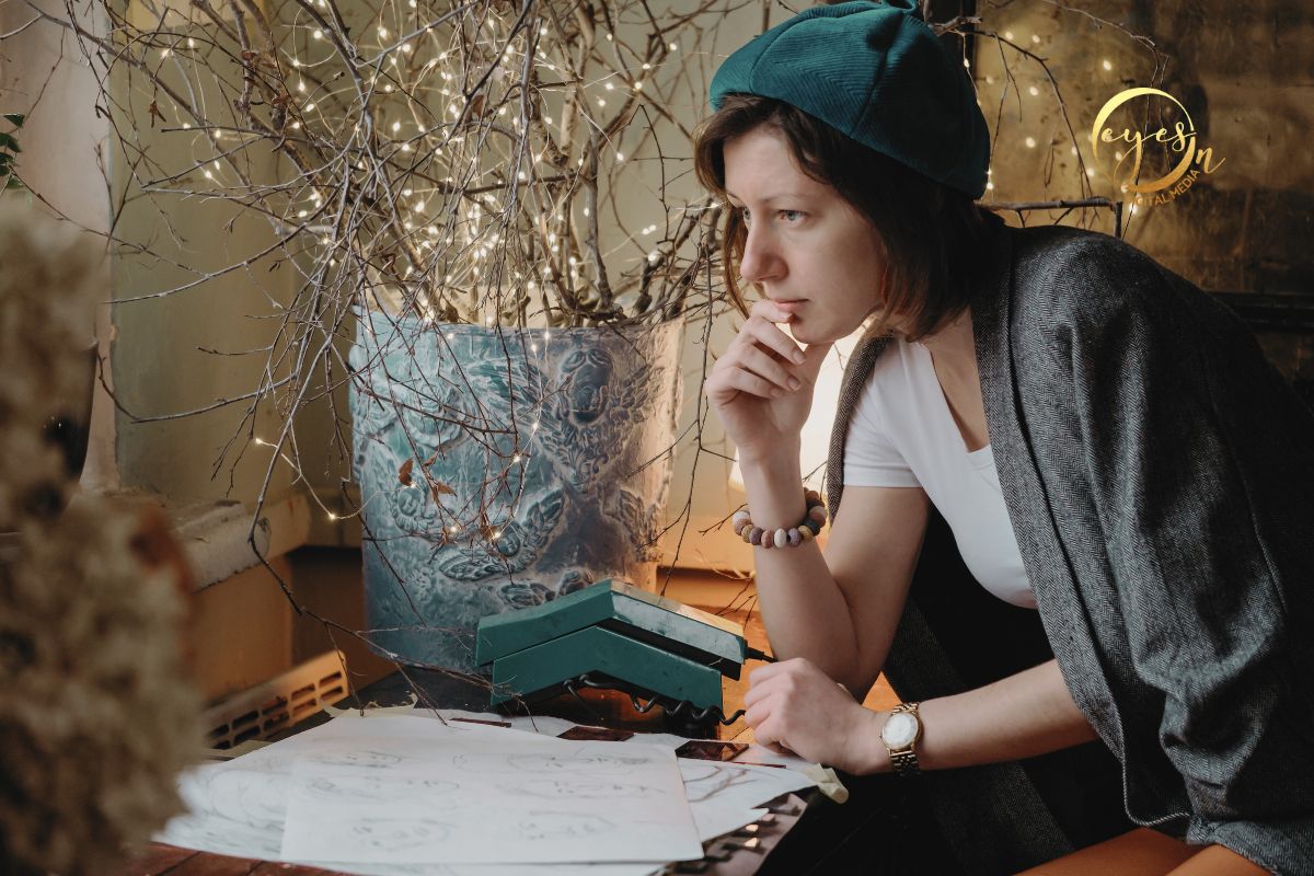 an indie-looking woman in front of fairy lights, writer wanting to stay authentic an indie-looking woman in front of fairy lights, writer wanting to stay authentic