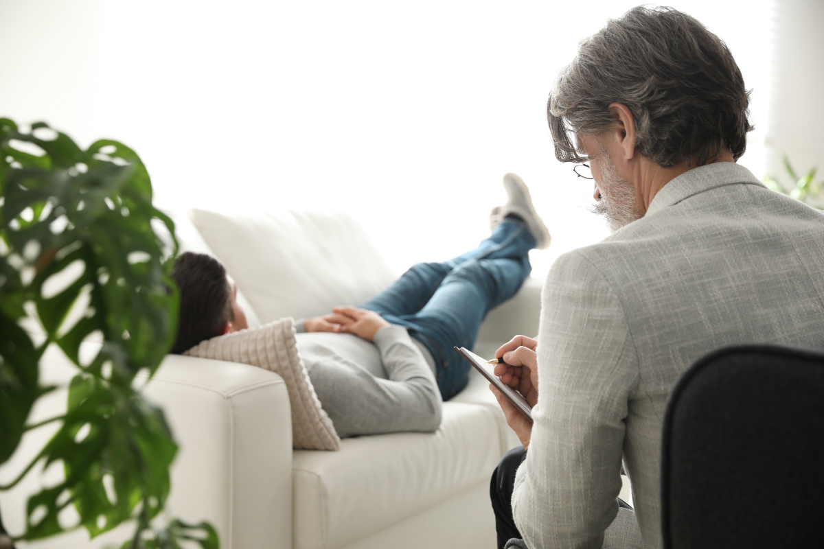 hypnotherapist with patient