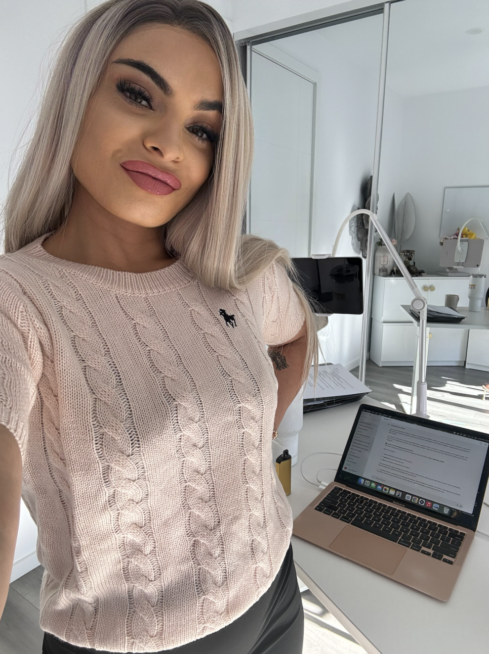 How to Make Money Online Easily as a Creator or Current Business Owner Without Investing in Products How to Make Money Online Easily as a Creator or Current Business Owner Without Investing in Products