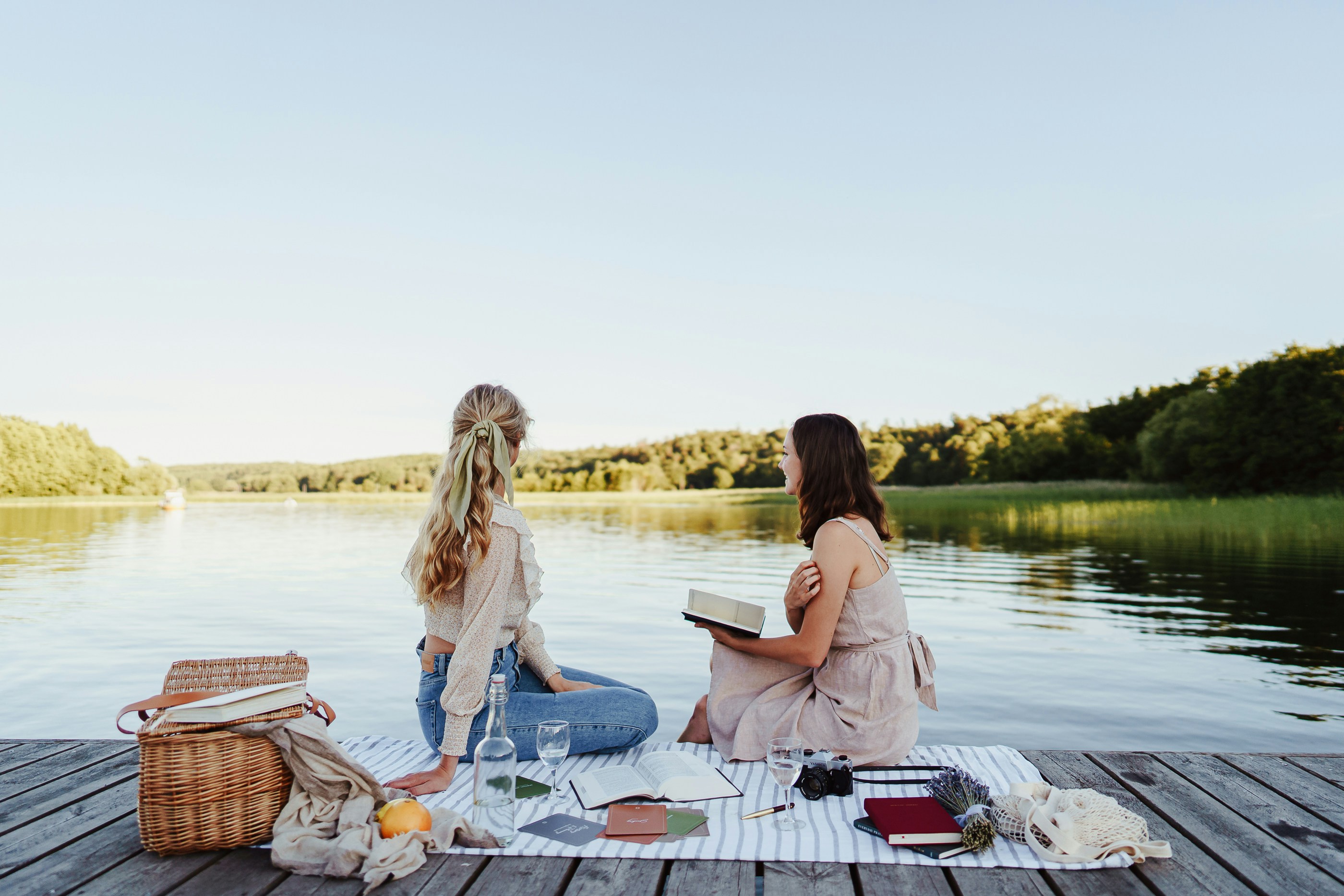 lake pic nic
