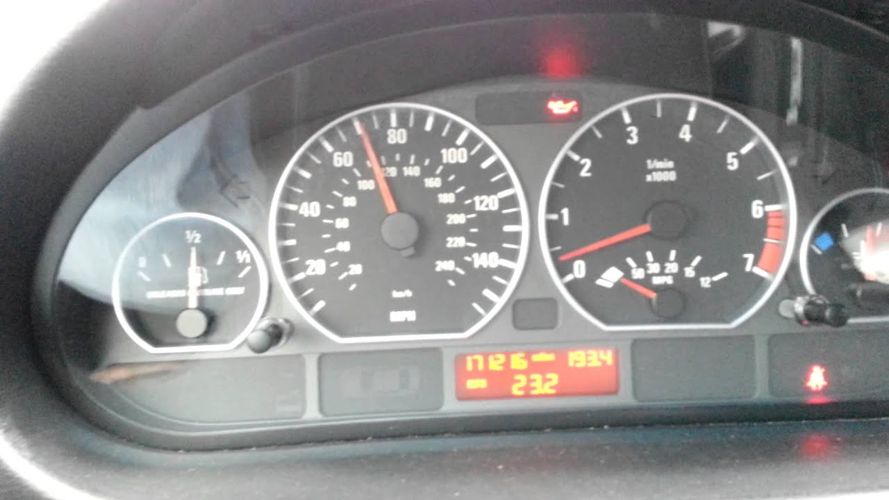 e46 red oil light