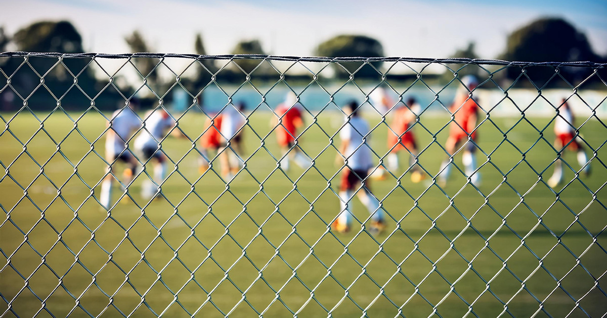 chain link fence contractors near me