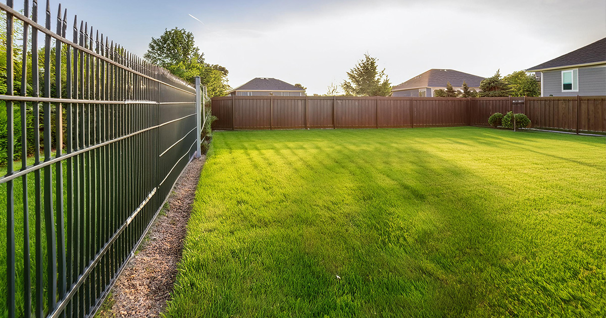 fence builder fence builder