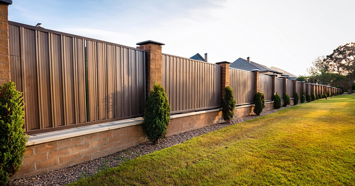 vinyl fence panels