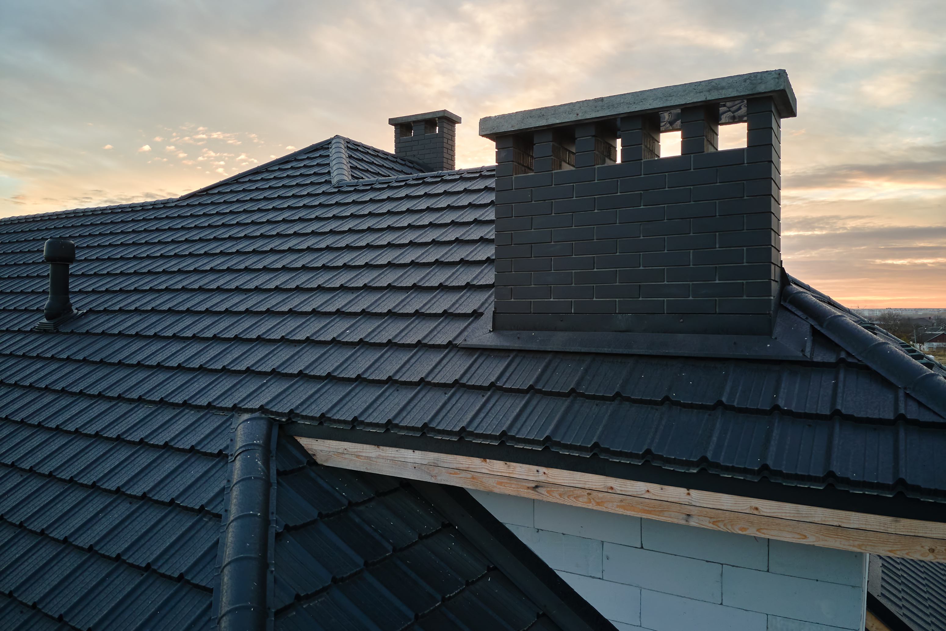 Top 10 Signs Your Roof Needs Repair: Red Flags You Shouldn't Ignore