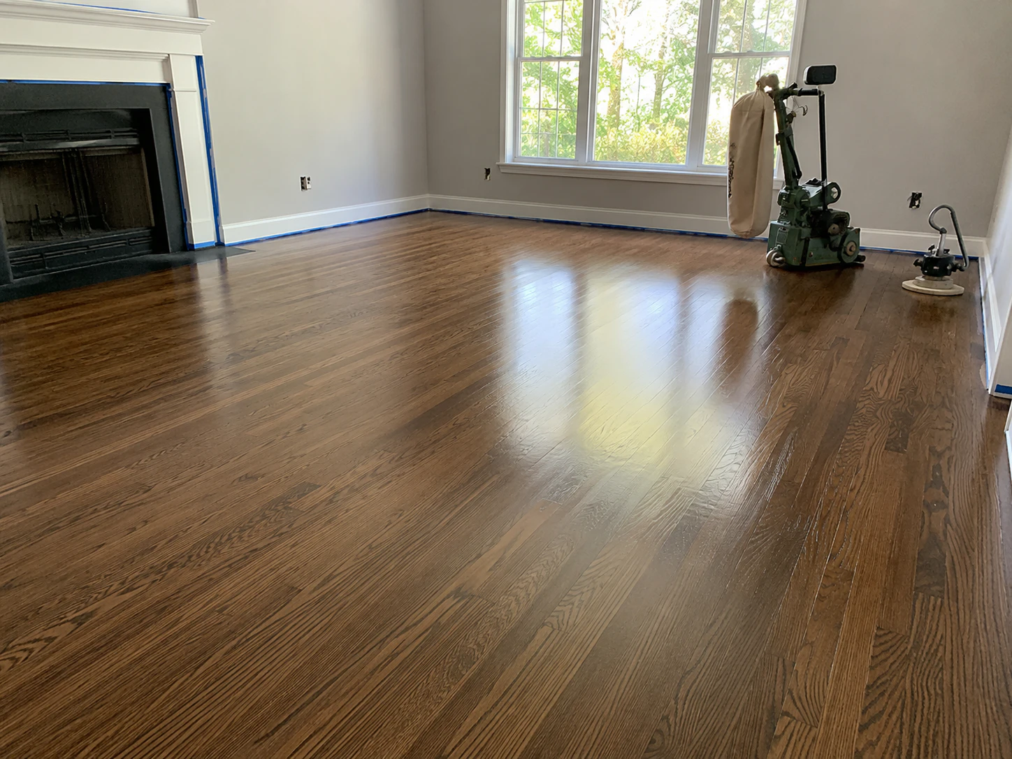 Wood staining contractors in Hickory NC