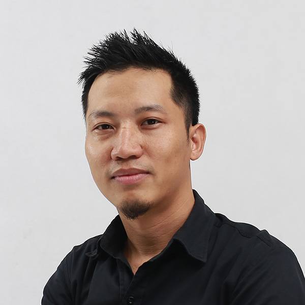Kevin is an experienced wedding photographer with five years of expertise, who also offers wedding planning services to help couples create a seamless and stress-free wedding experience