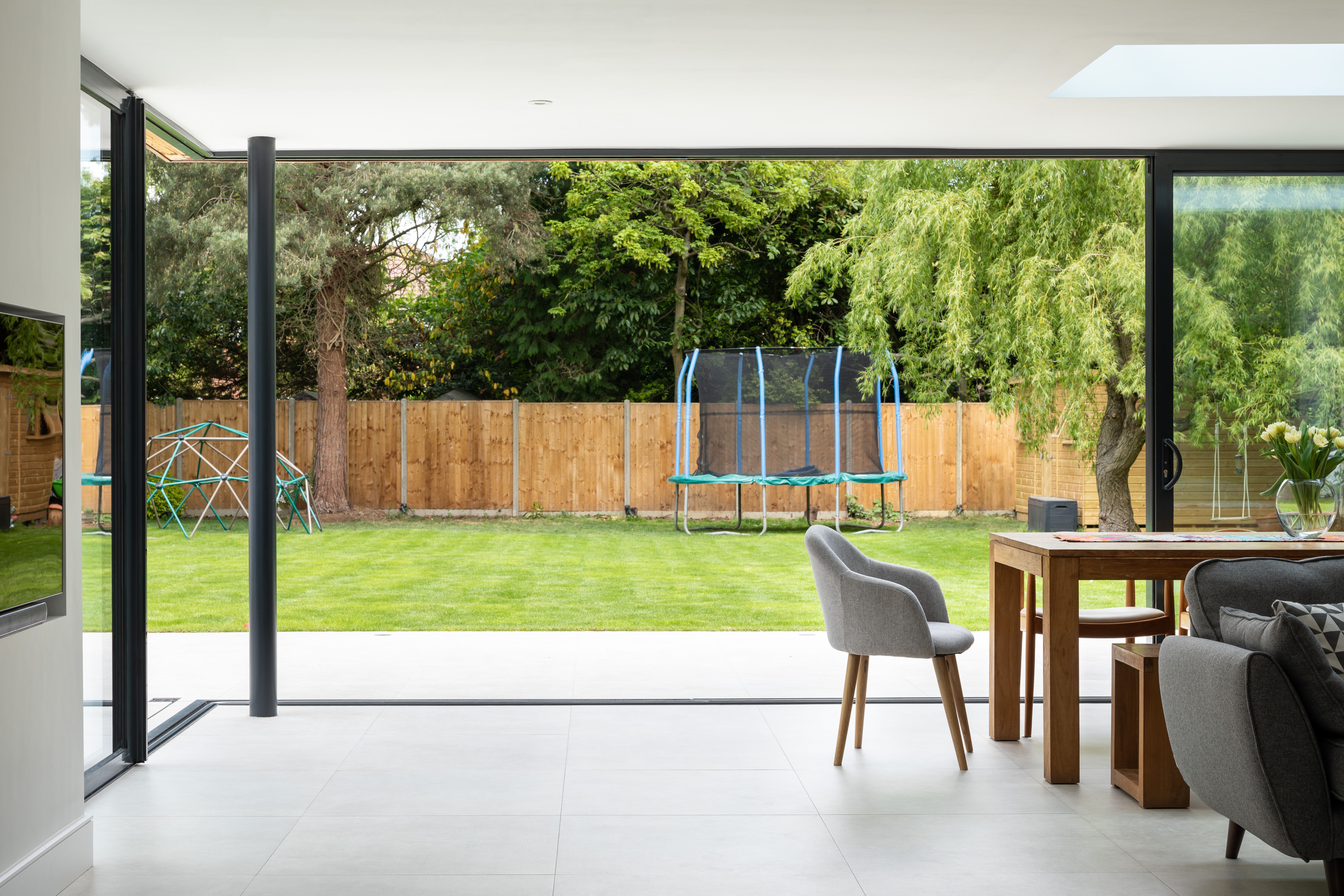 Effortless Sliding, Even on Large Glass Panels