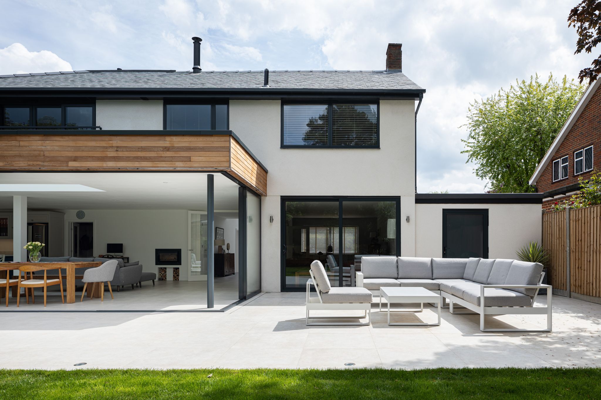 Sunflex SVG20 corner sliding doors transform your living space