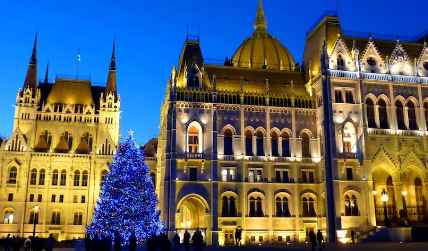 Budapest's Christmas Markets Budapest's Christmas Markets