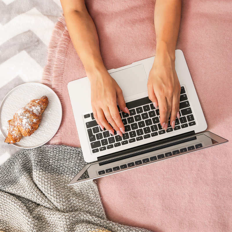 When Clinicians Should Launch Courses or Coaching: A Readiness Guide When Clinicians Should Launch Courses or Coaching: A Readiness Guide