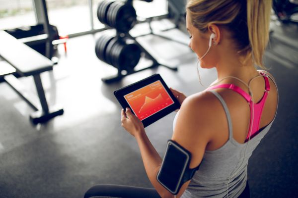 5 Ways To Monitor Your Progress & Avoid Overtraining