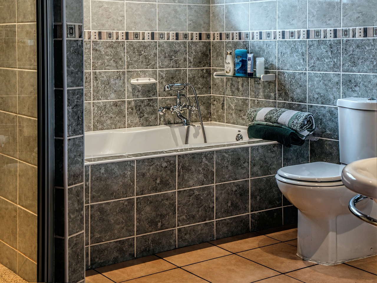 bathroom wall tile