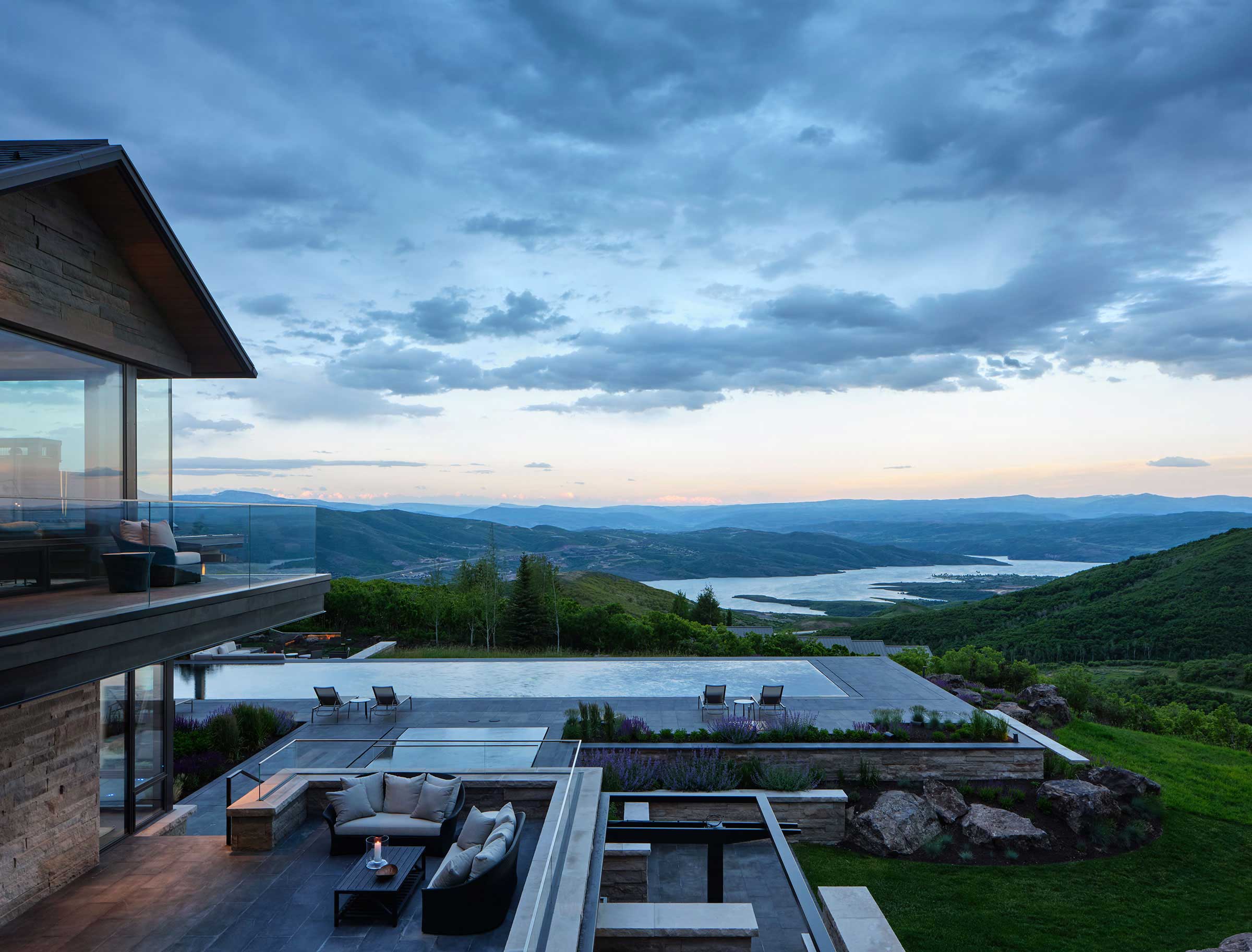 Exterior shot 26