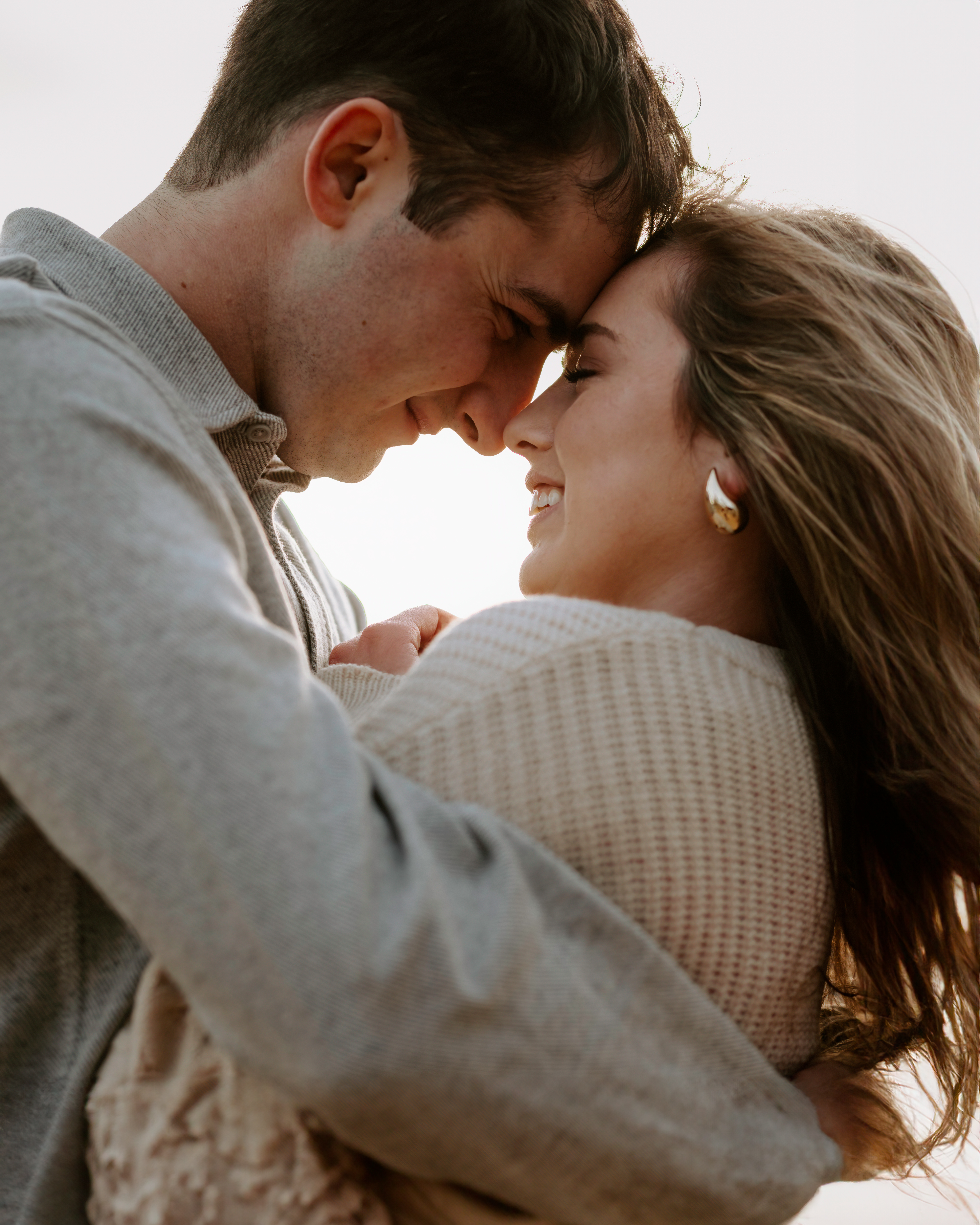 Hands intertwined detail