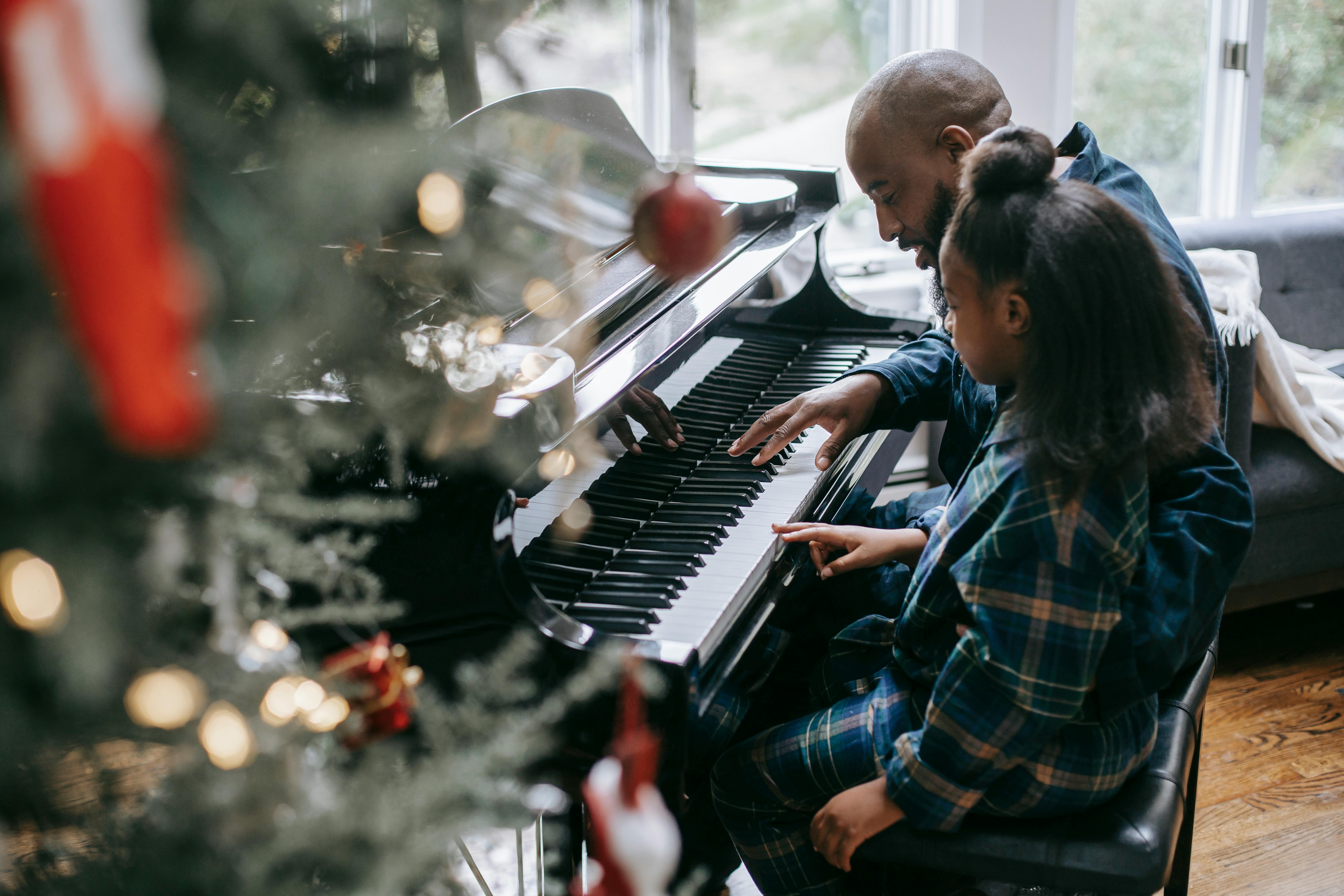 Música navideña piano