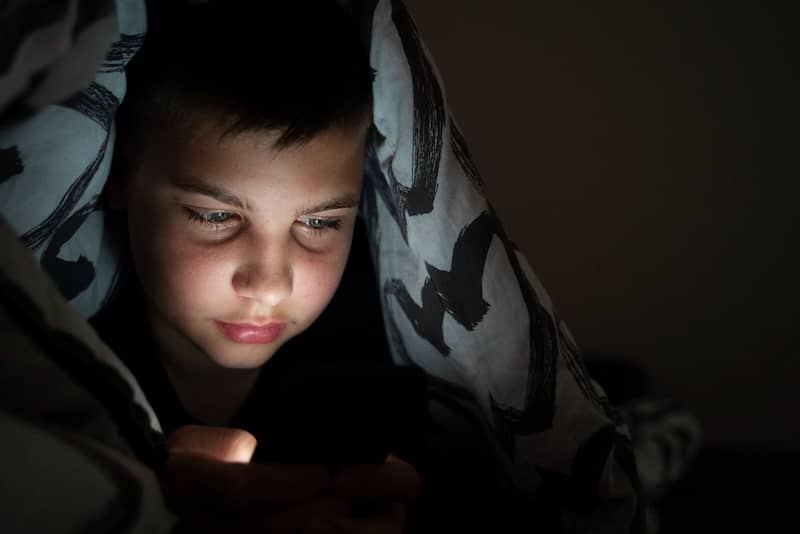 A Parent’s Guide to Protecting Kids from Pornography