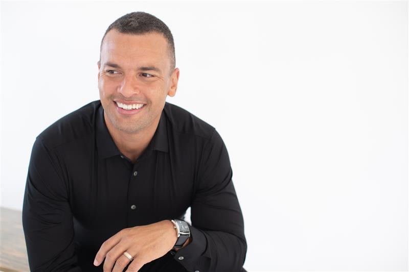 Dr. Michael Turner
