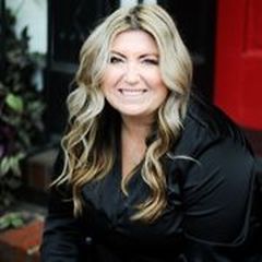 Kelly K.