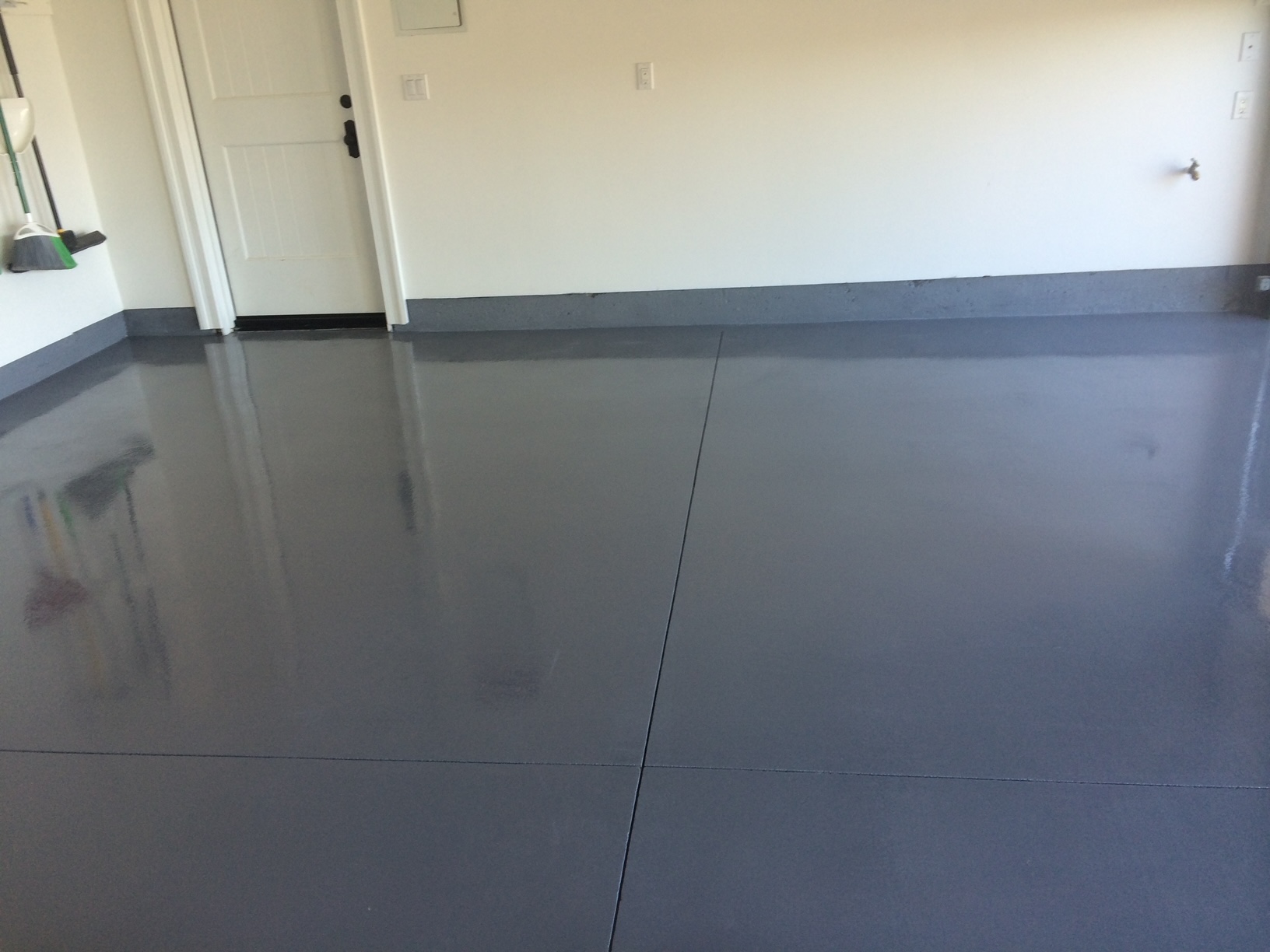 Epoxy garage floor coating by Infinity Concrete Coatings