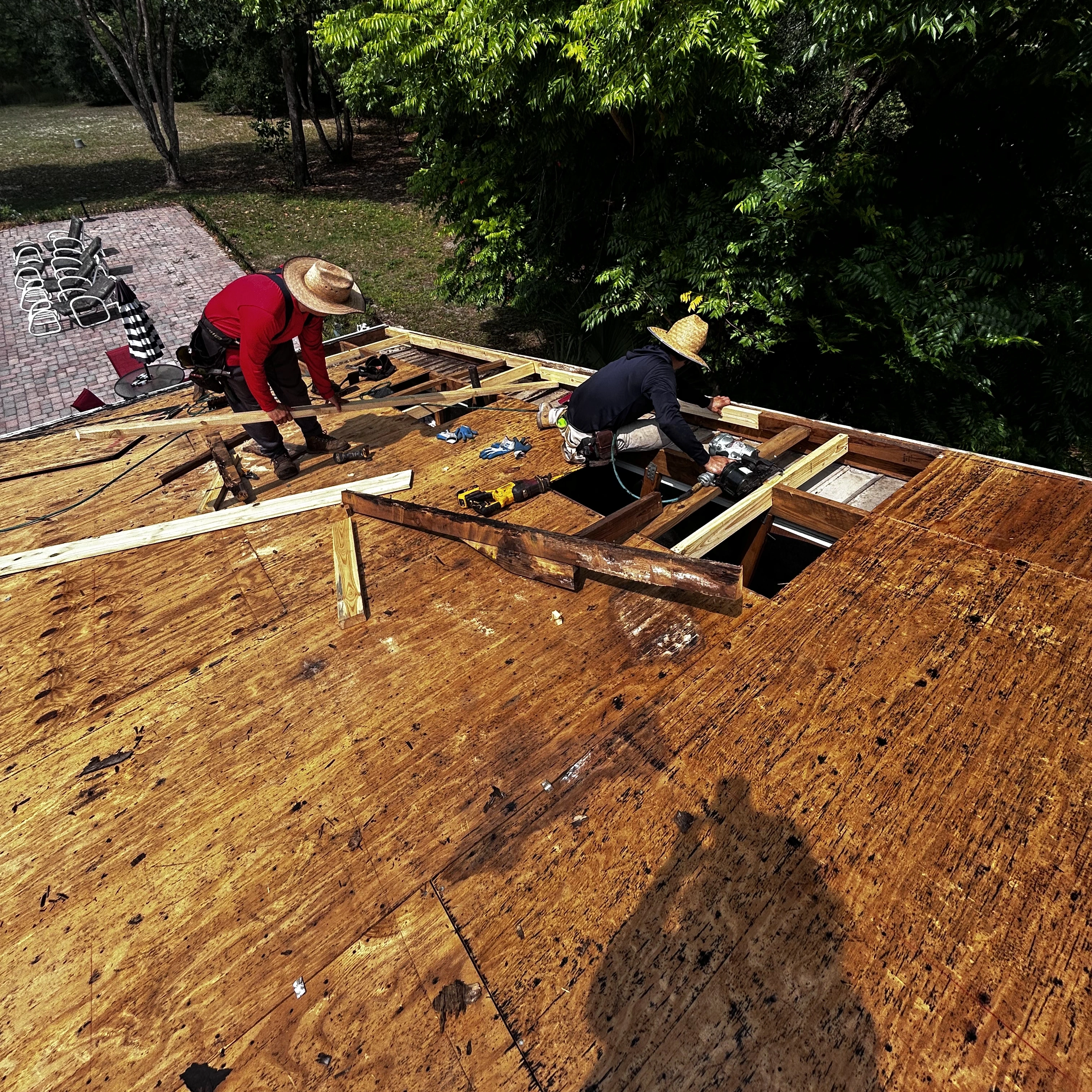 Roofing Contractor