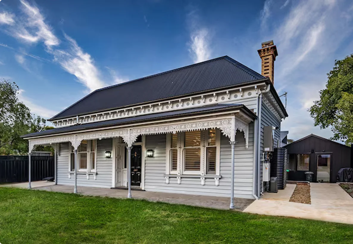 Eleanor Pena business logo