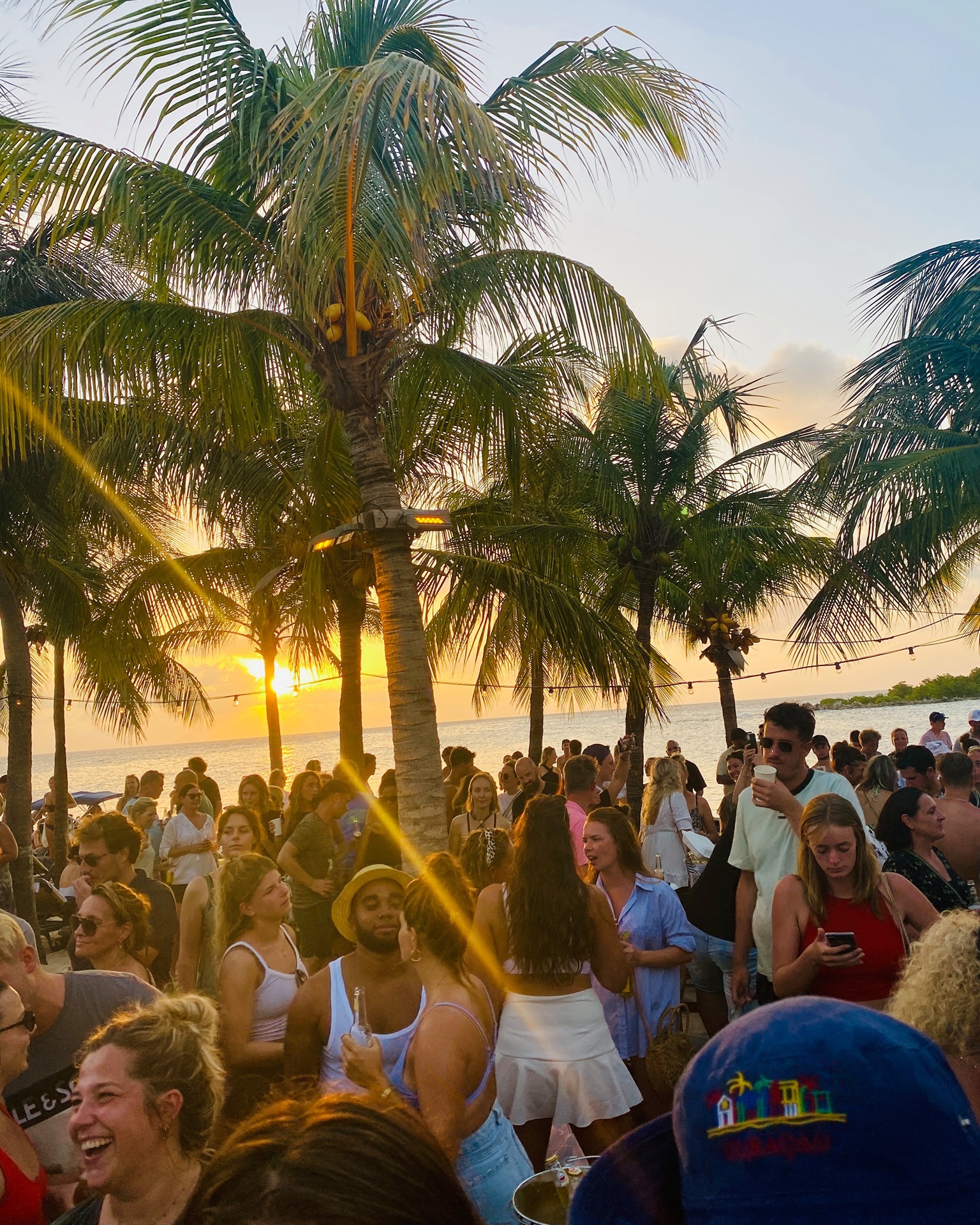 Happy Hour Jan Thiel Beach