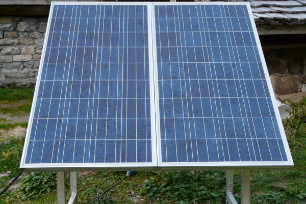 Understanding the Cost Factors of Residential Solar Systems: Budgeting for Solar Energy