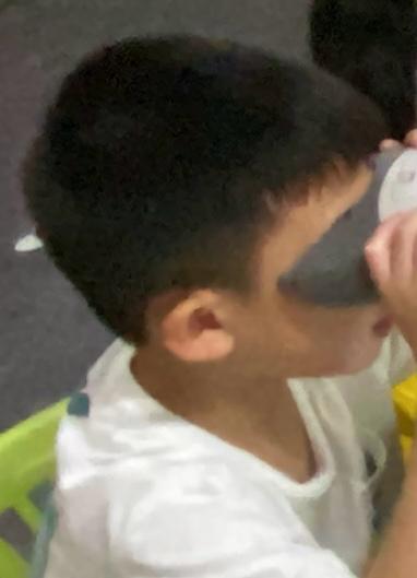 黄同学