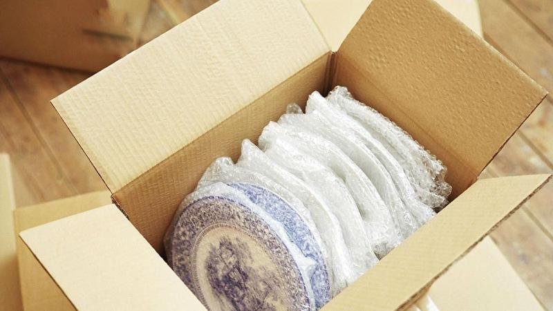 Safely packed dishes Safely packed dishes